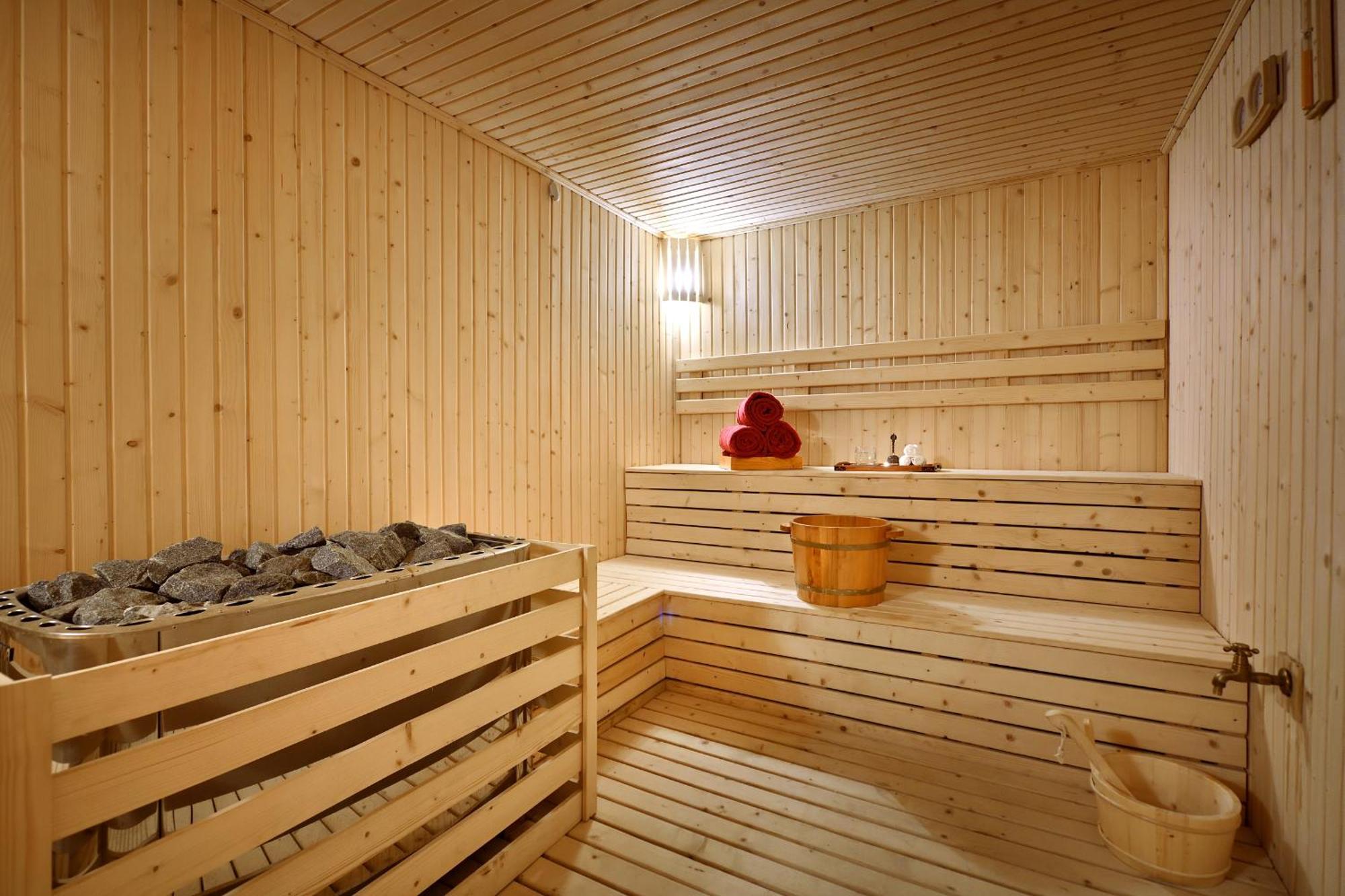 Silk Path Grand Sapa Resort & Spa Exterior foto A Finnish sauna